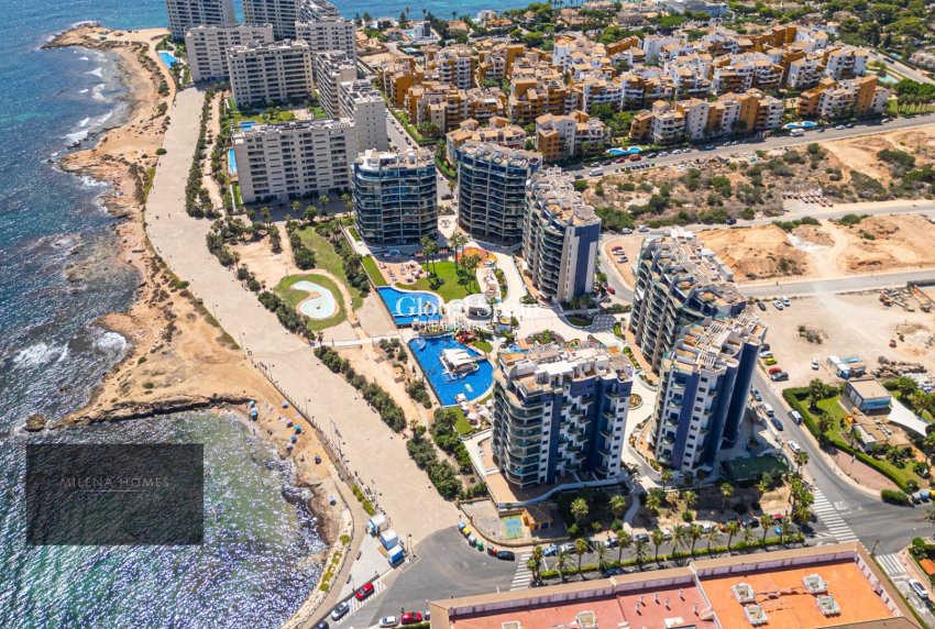 Wederverkoop - PENTHOUSE -
TORREVIEJA - Punta Prima
