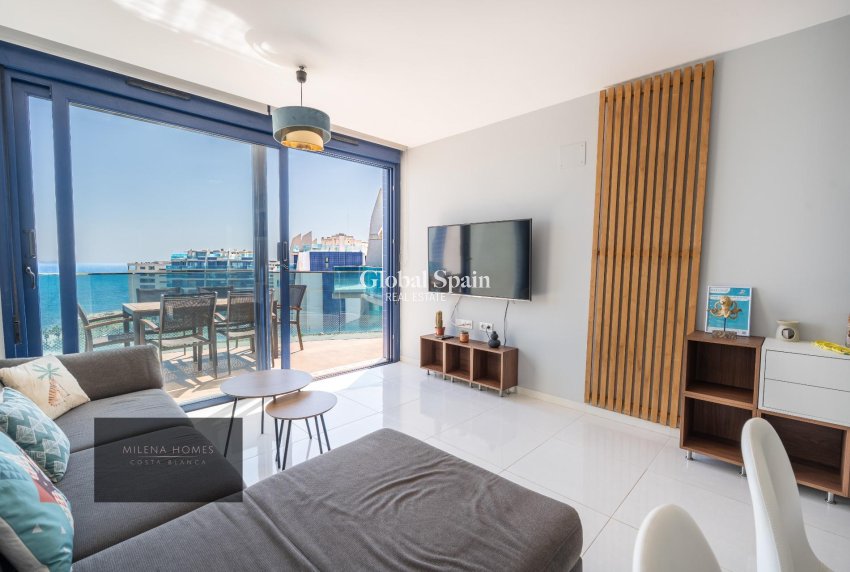 Wederverkoop - PENTHOUSE -
TORREVIEJA - Punta Prima