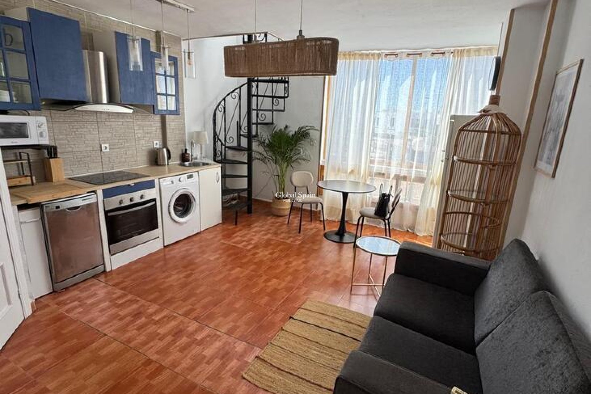 Wederverkoop - PENTHOUSE -
TORREVIEJA - Punta Prima