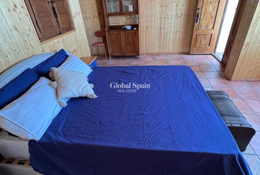 Wederverkoop - PENTHOUSE -
TORREVIEJA - Punta Prima