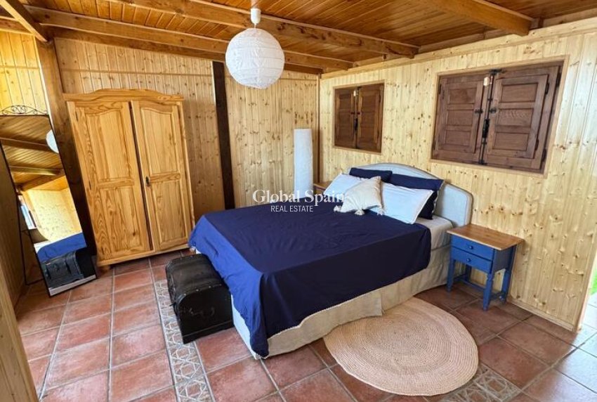 Wederverkoop - PENTHOUSE -
TORREVIEJA - Punta Prima