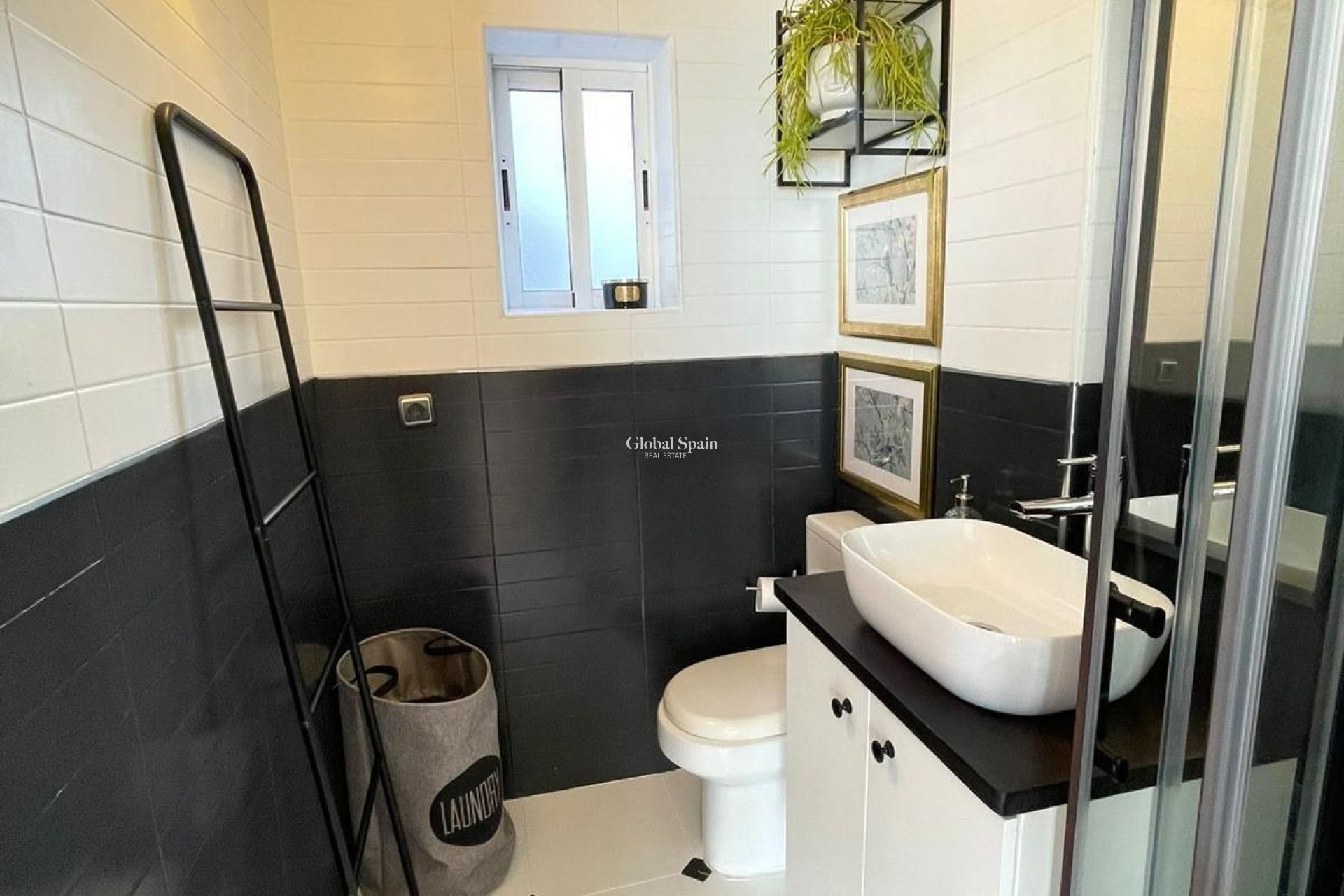 Wederverkoop - PENTHOUSE -
TORREVIEJA - Punta Prima