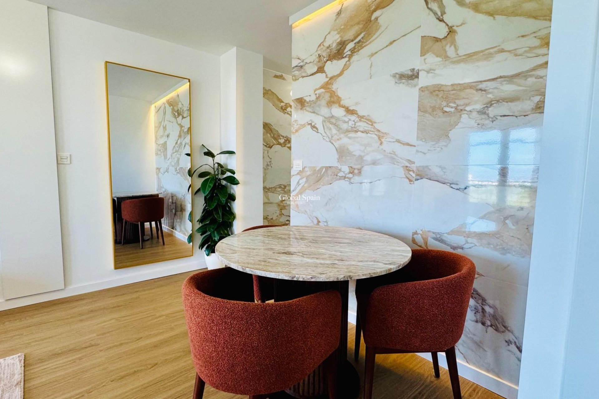 Wederverkoop - PENTHOUSE -
TORREVIEJA - Punta Prima