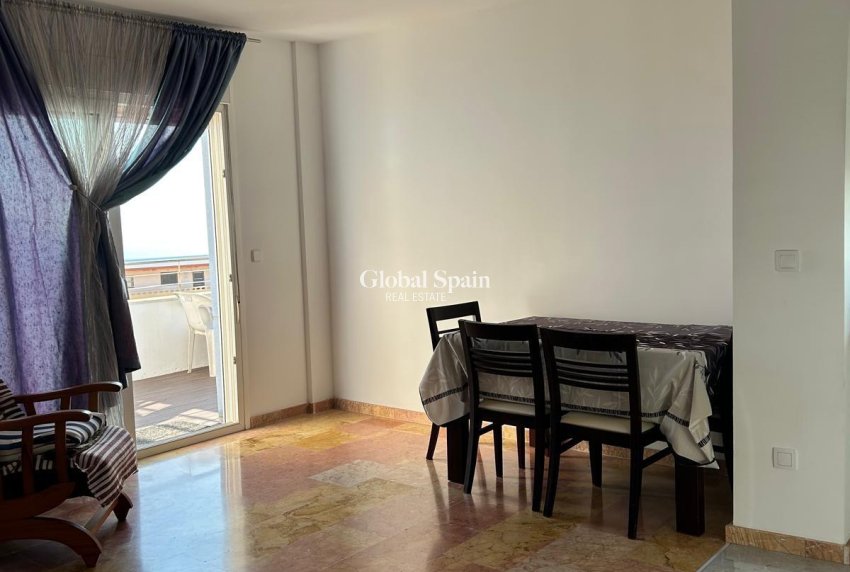 Wederverkoop - PENTHOUSE -
TORREVIEJA - Torreblanca