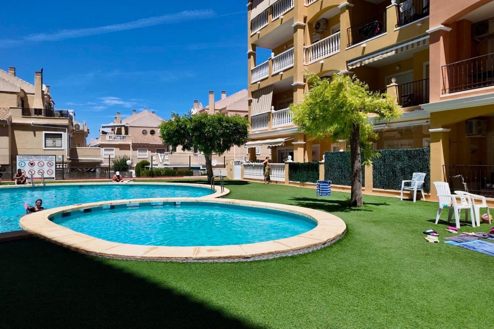 Wederverkoop - PENTHOUSE -
TORREVIEJA - Torreblanca