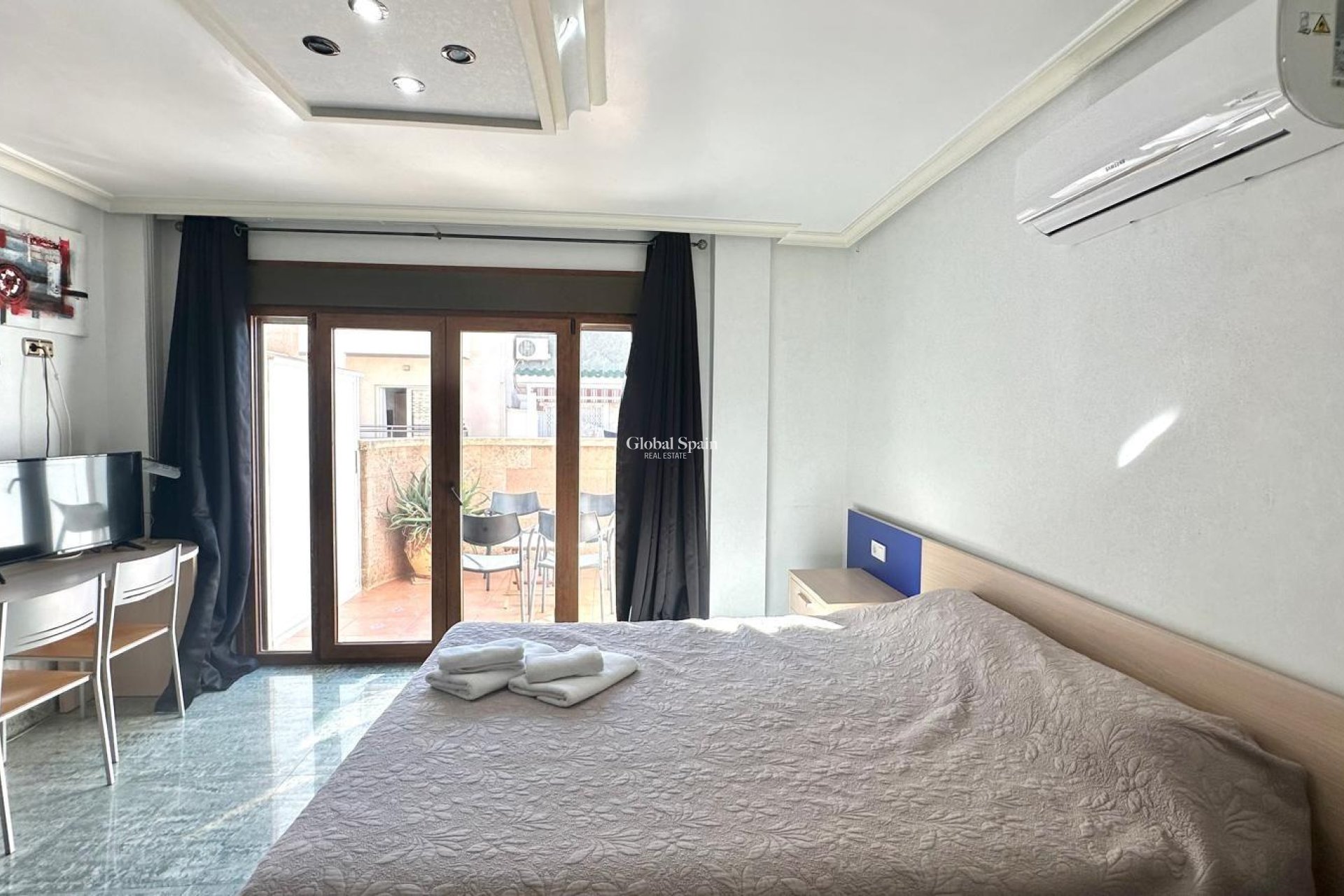 Wederverkoop - PENTHOUSE -
TORREVIEJA - Torrevieja