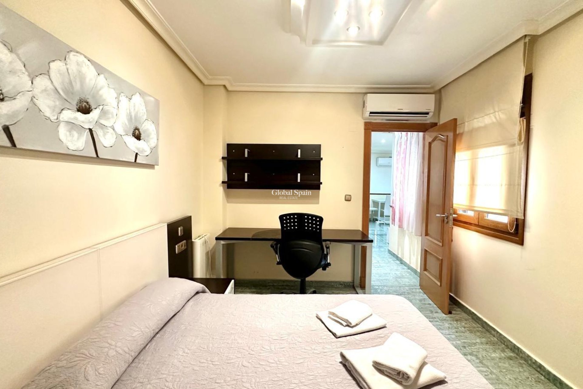 Wederverkoop - PENTHOUSE -
TORREVIEJA - Torrevieja