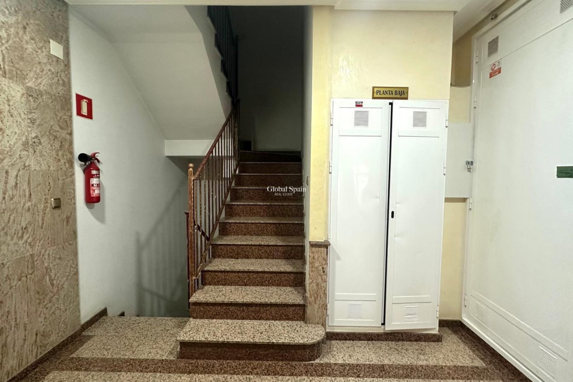 Wederverkoop - PENTHOUSE -
TORREVIEJA - Torrevieja