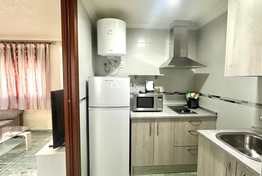 Wederverkoop - PENTHOUSE -
TORREVIEJA - Torrevieja