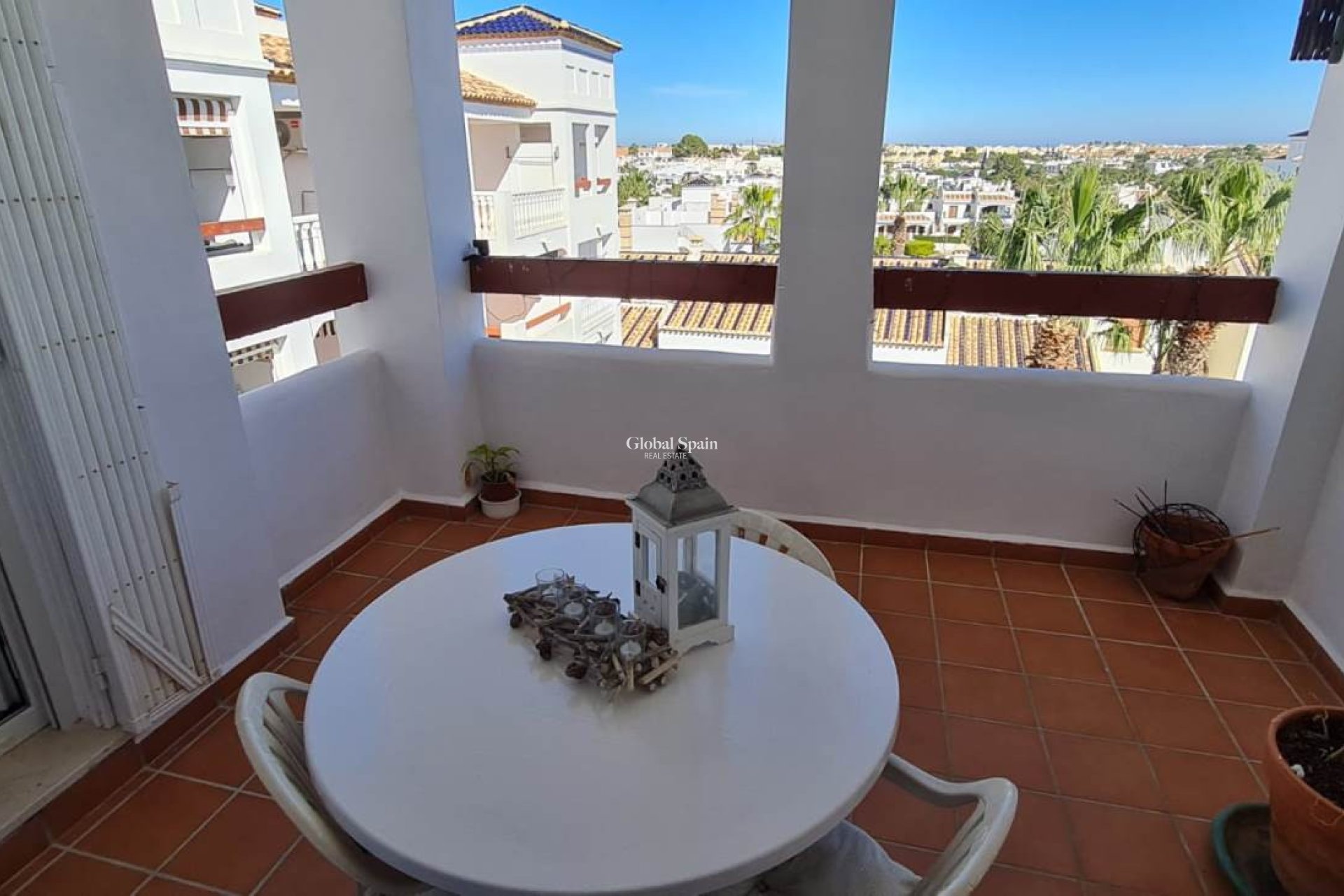 Wederverkoop - PENTHOUSE -
VILLAMARTÍN - Costa Blanca