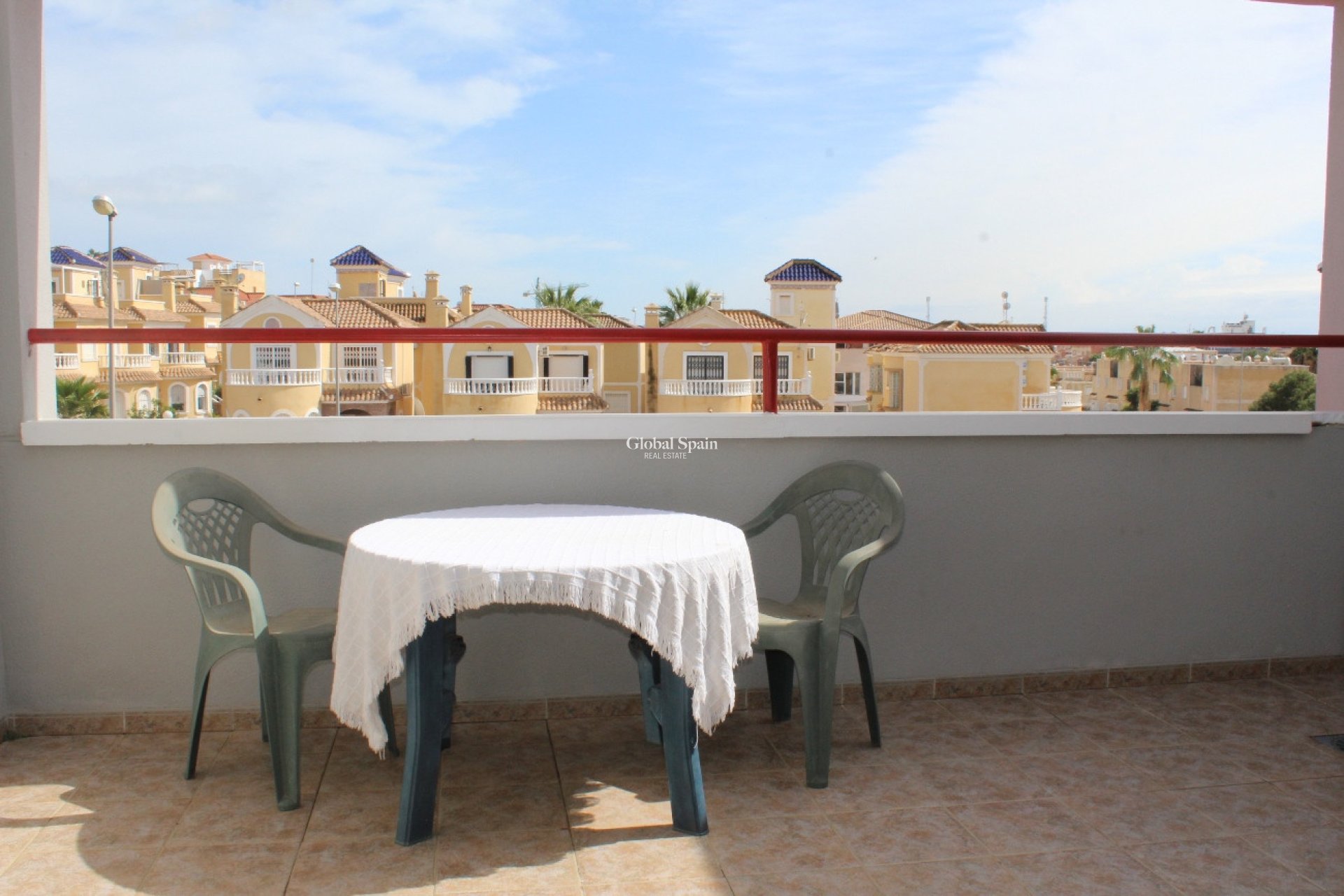 Wederverkoop - PENTHOUSE -
VILLAMARTÍN - Costa Blanca
