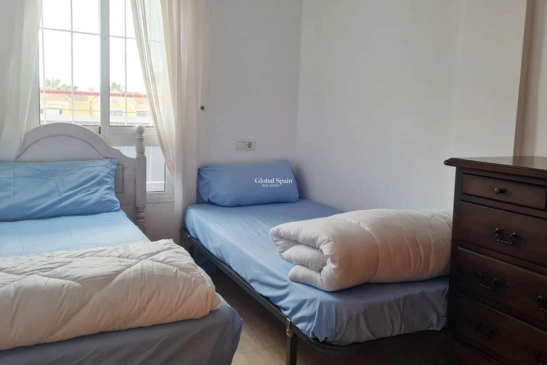 Wederverkoop - PENTHOUSE -
VILLAMARTÍN - Costa Blanca