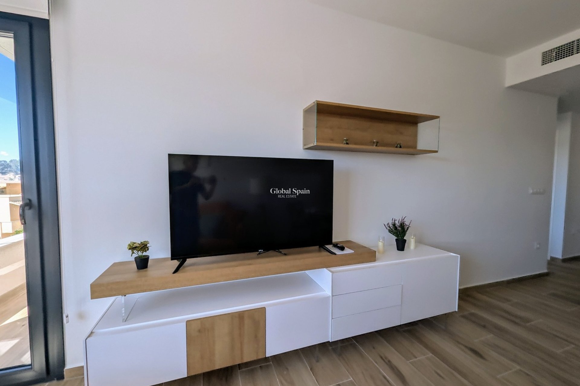 Wederverkoop - PENTHOUSE -
VILLAMARTÍN - Costa Blanca