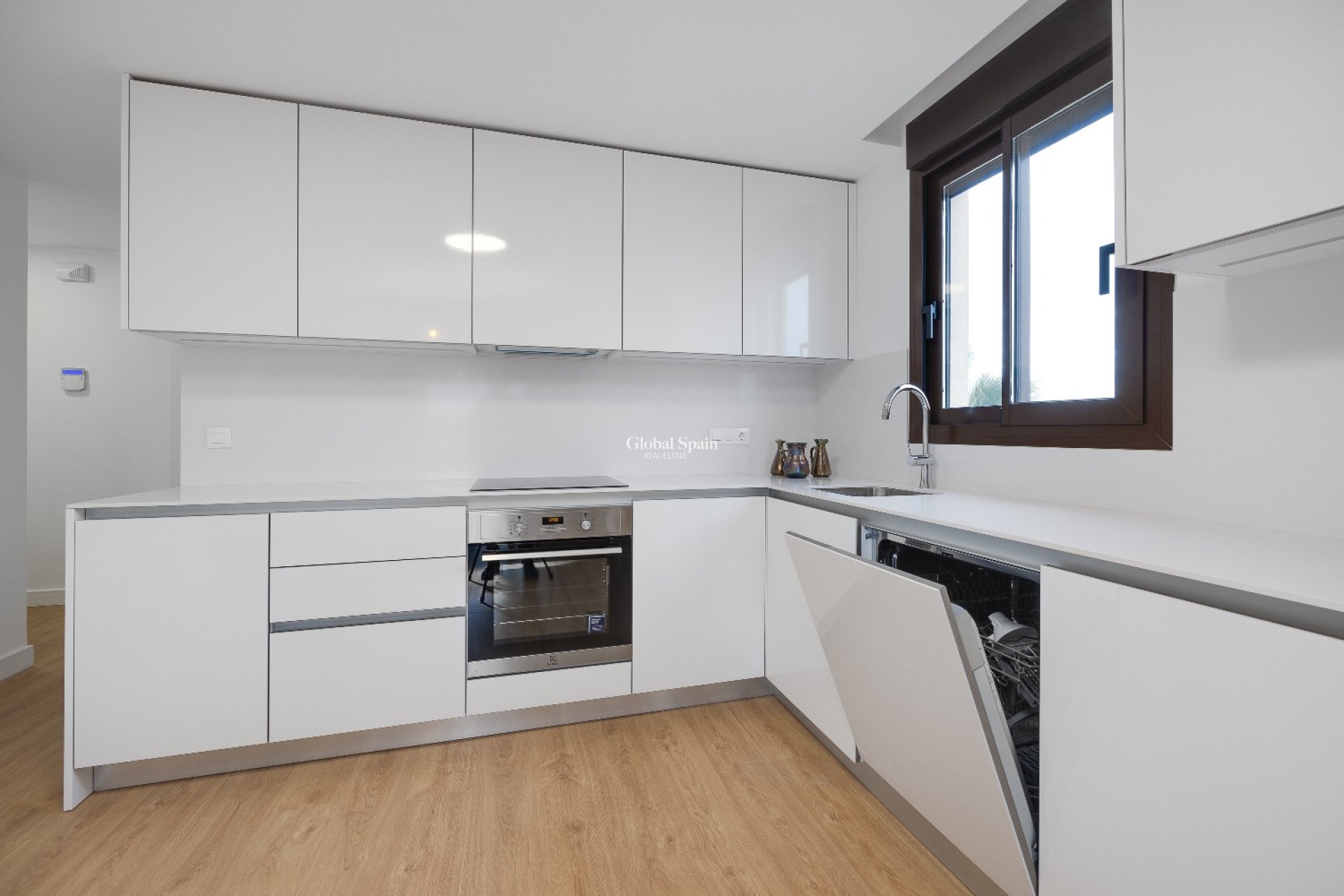 Wederverkoop - PENTHOUSE -
VILLAMARTÍN - Costa Blanca