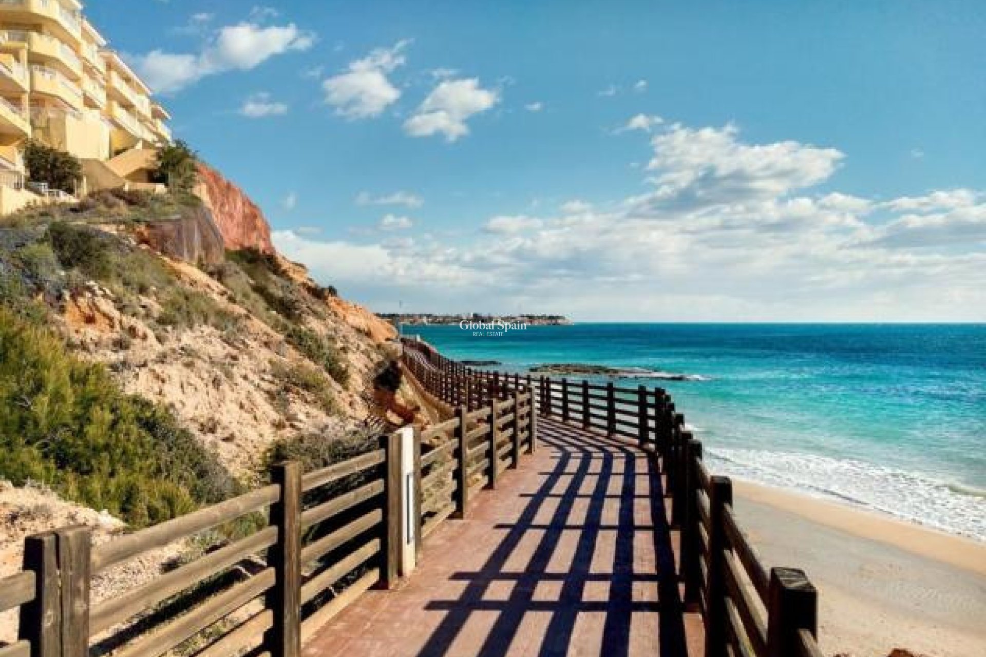 Wederverkoop - PENTHOUSE -
VILLAMARTÍN - Costa Blanca