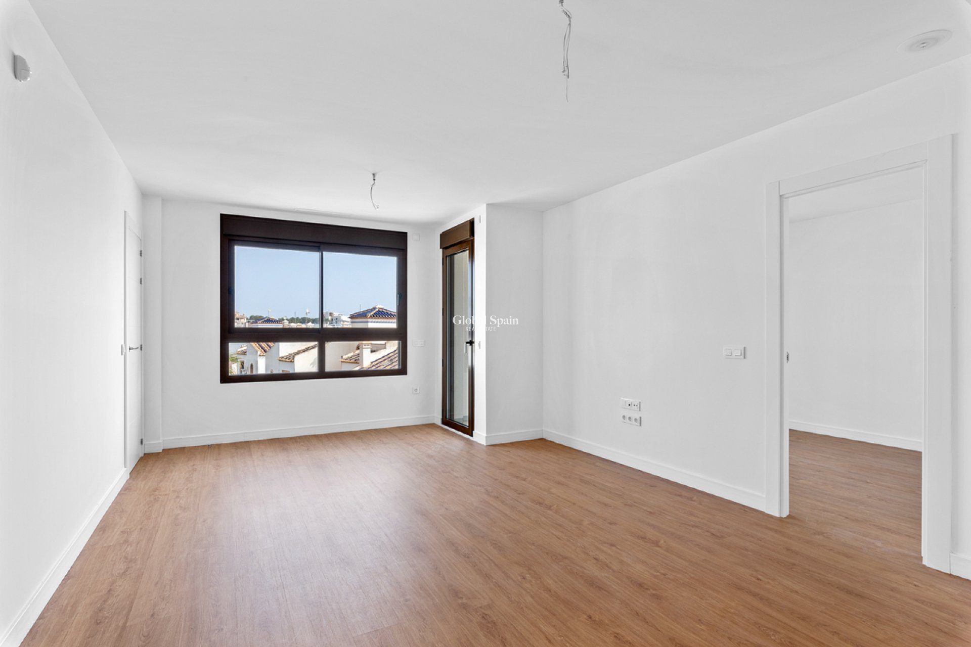 Wederverkoop - PENTHOUSE -
VILLAMARTÍN - Costa Blanca