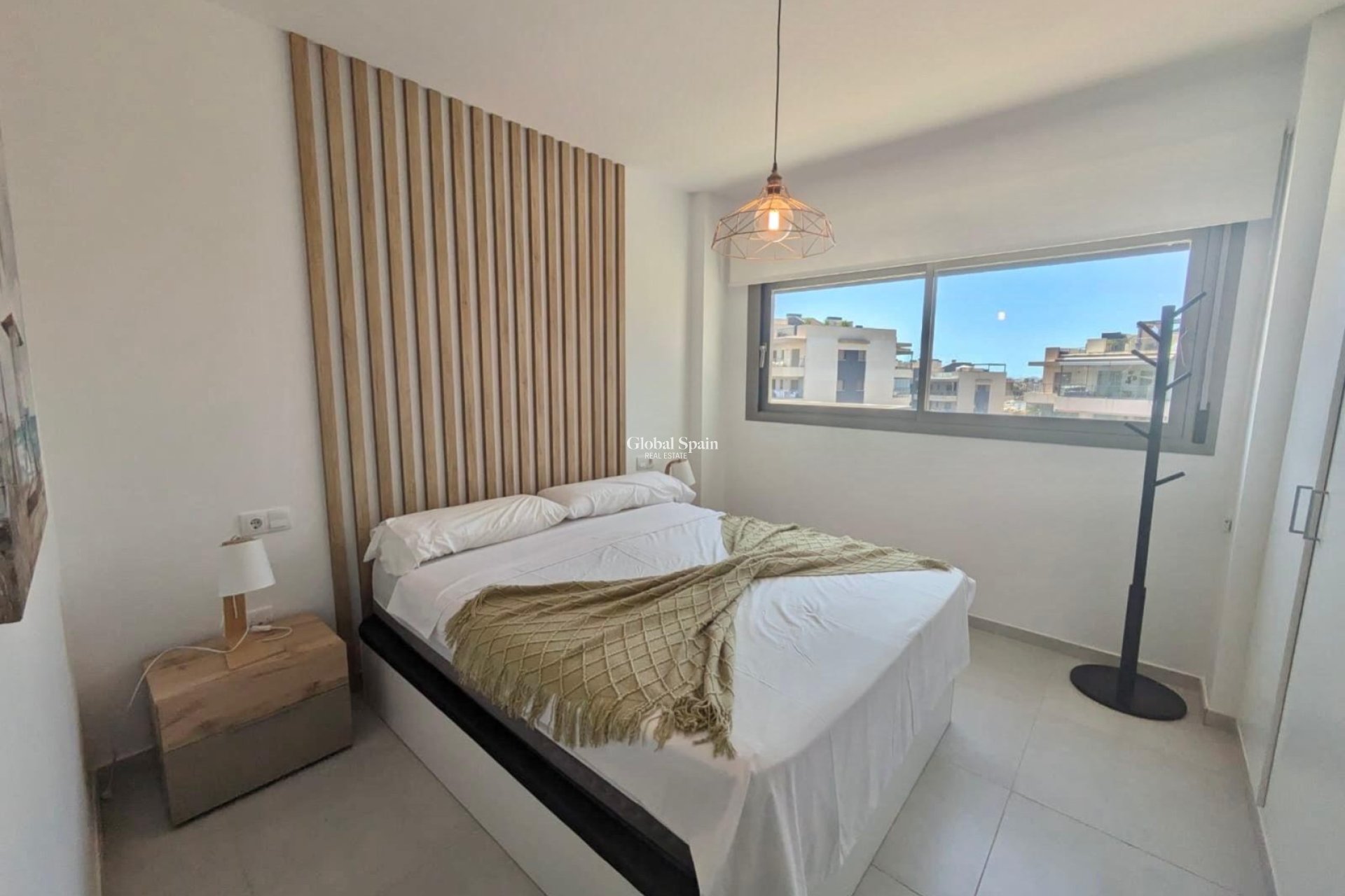 Wederverkoop - PENTHOUSE -
VILLAMARTÍN - Costa Blanca