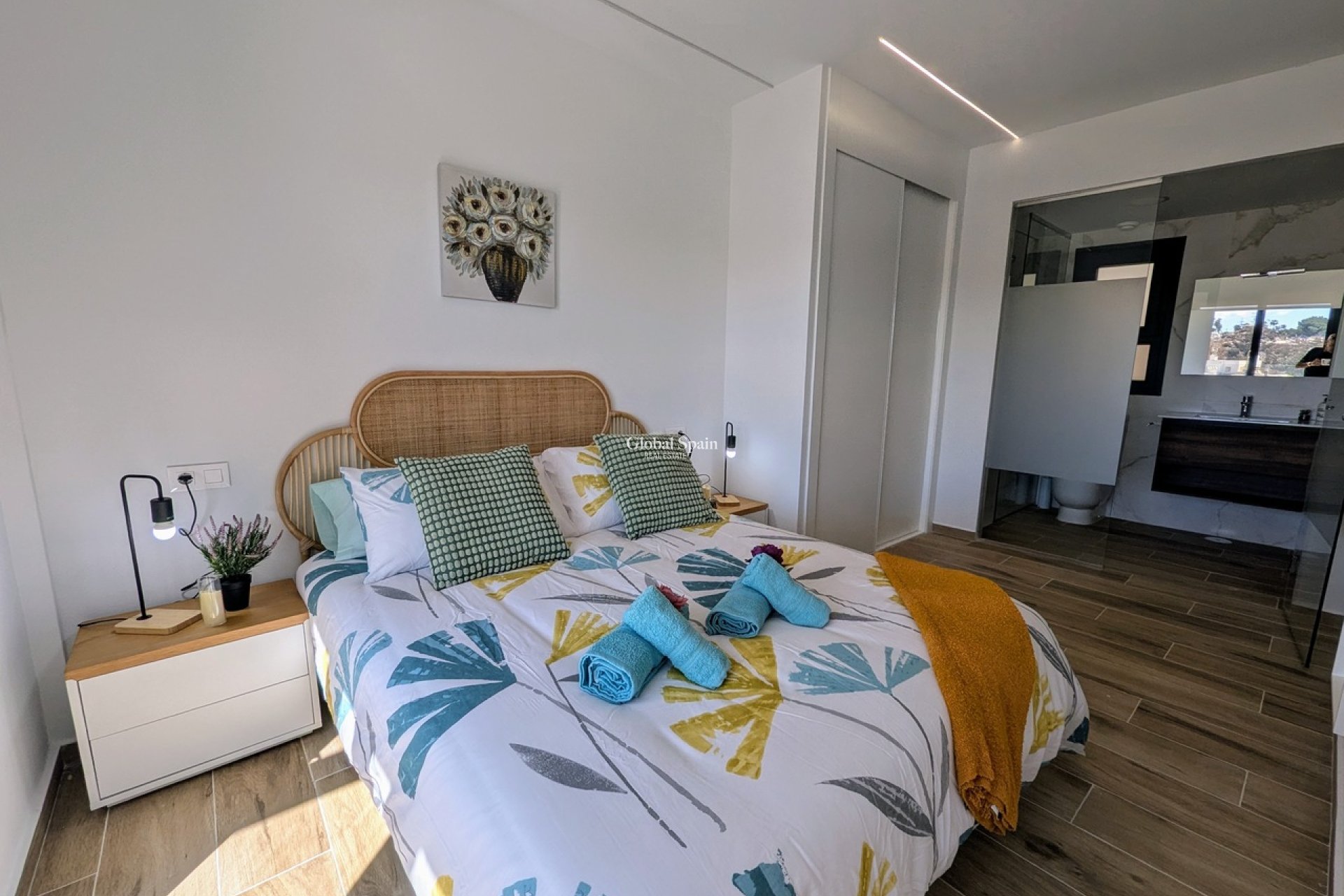 Wederverkoop - PENTHOUSE -
VILLAMARTÍN - Costa Blanca