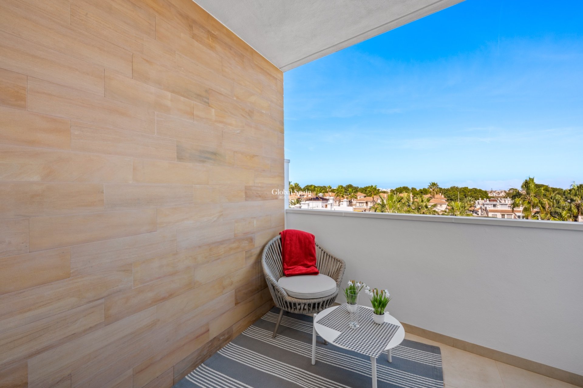 Wederverkoop - PENTHOUSE -
VILLAMARTÍN