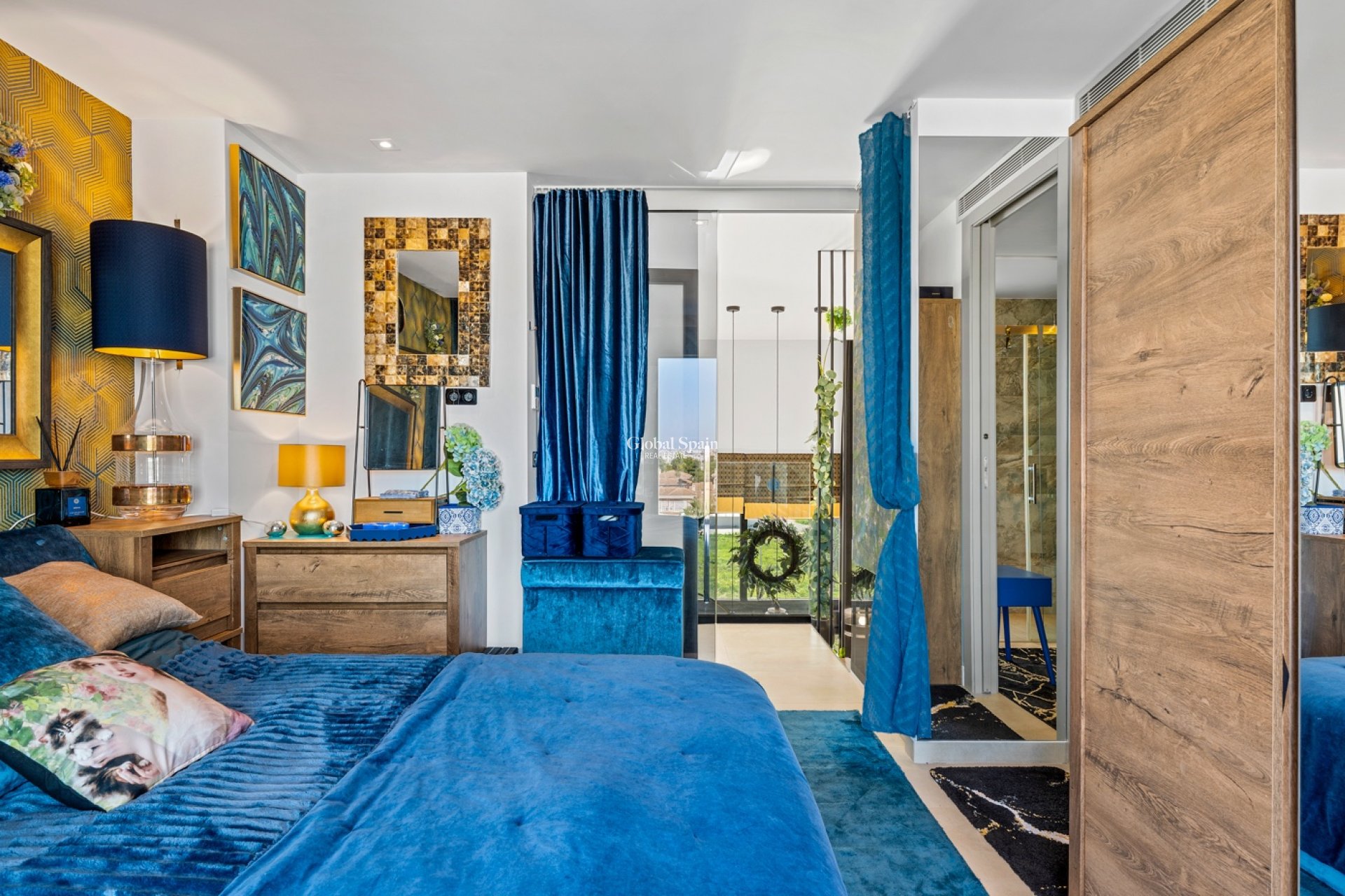 Wederverkoop - PENTHOUSE -
VILLAMARTÍN