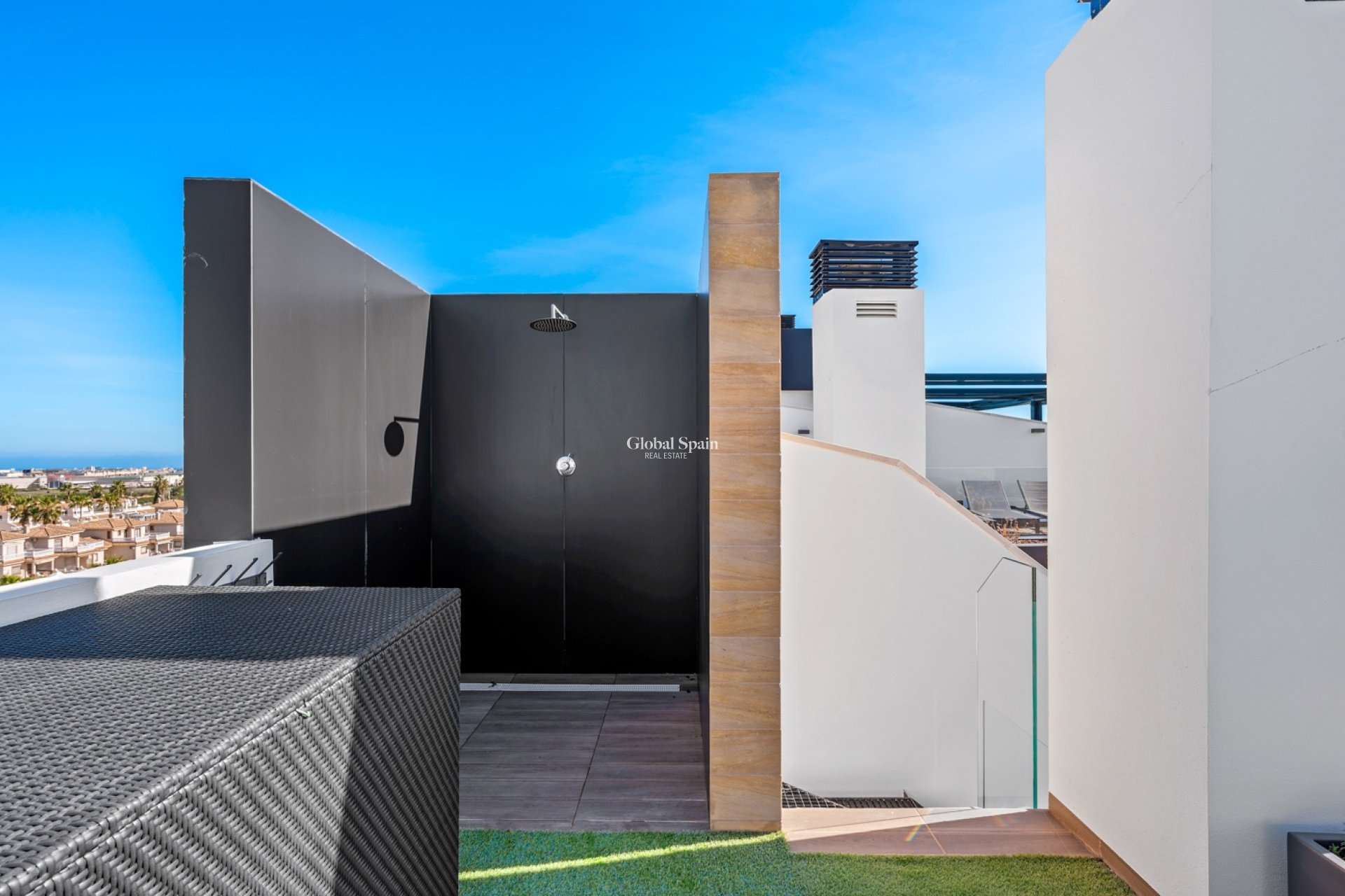 Wederverkoop - PENTHOUSE -
VILLAMARTÍN