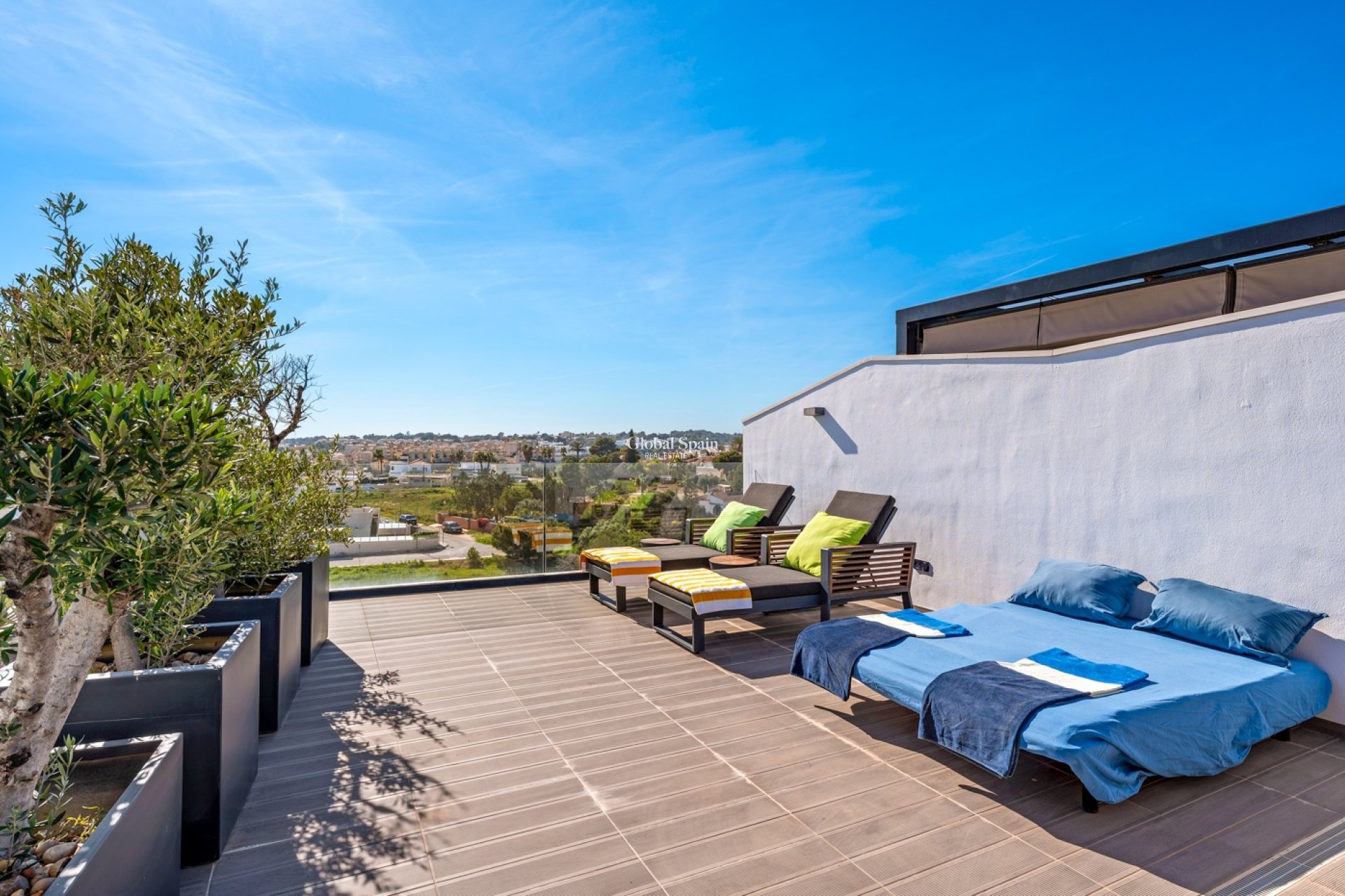 Wederverkoop - PENTHOUSE -
VILLAMARTÍN