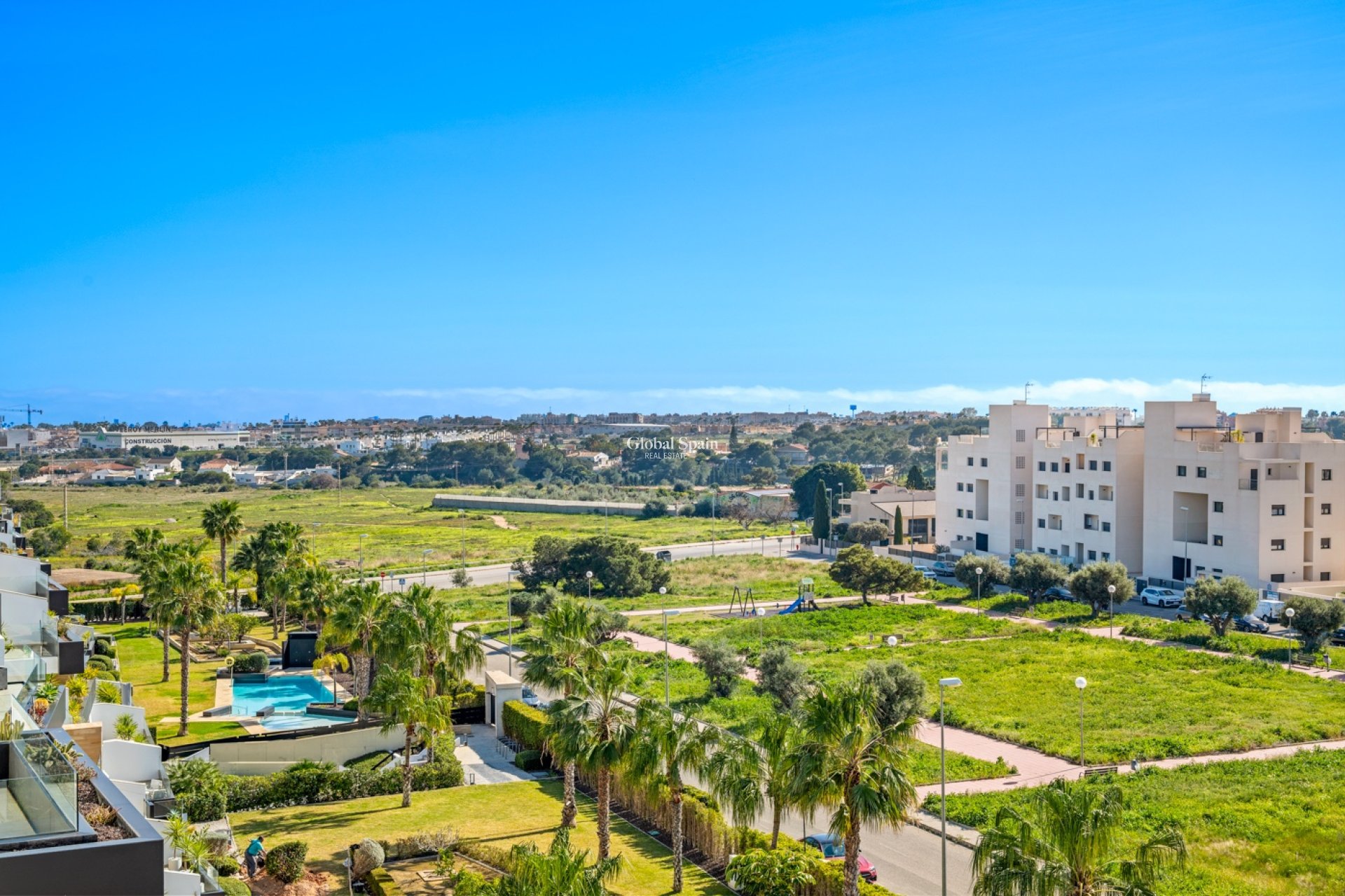 Wederverkoop - PENTHOUSE -
VILLAMARTÍN
