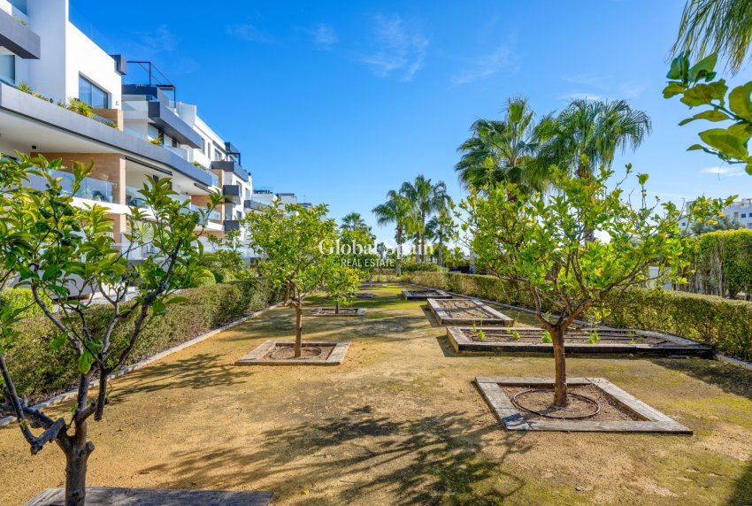 Wederverkoop - PENTHOUSE -
VILLAMARTÍN