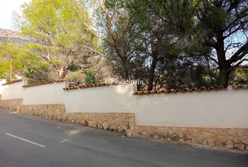 Wederverkoop - Perceel / Land -
ALTEA