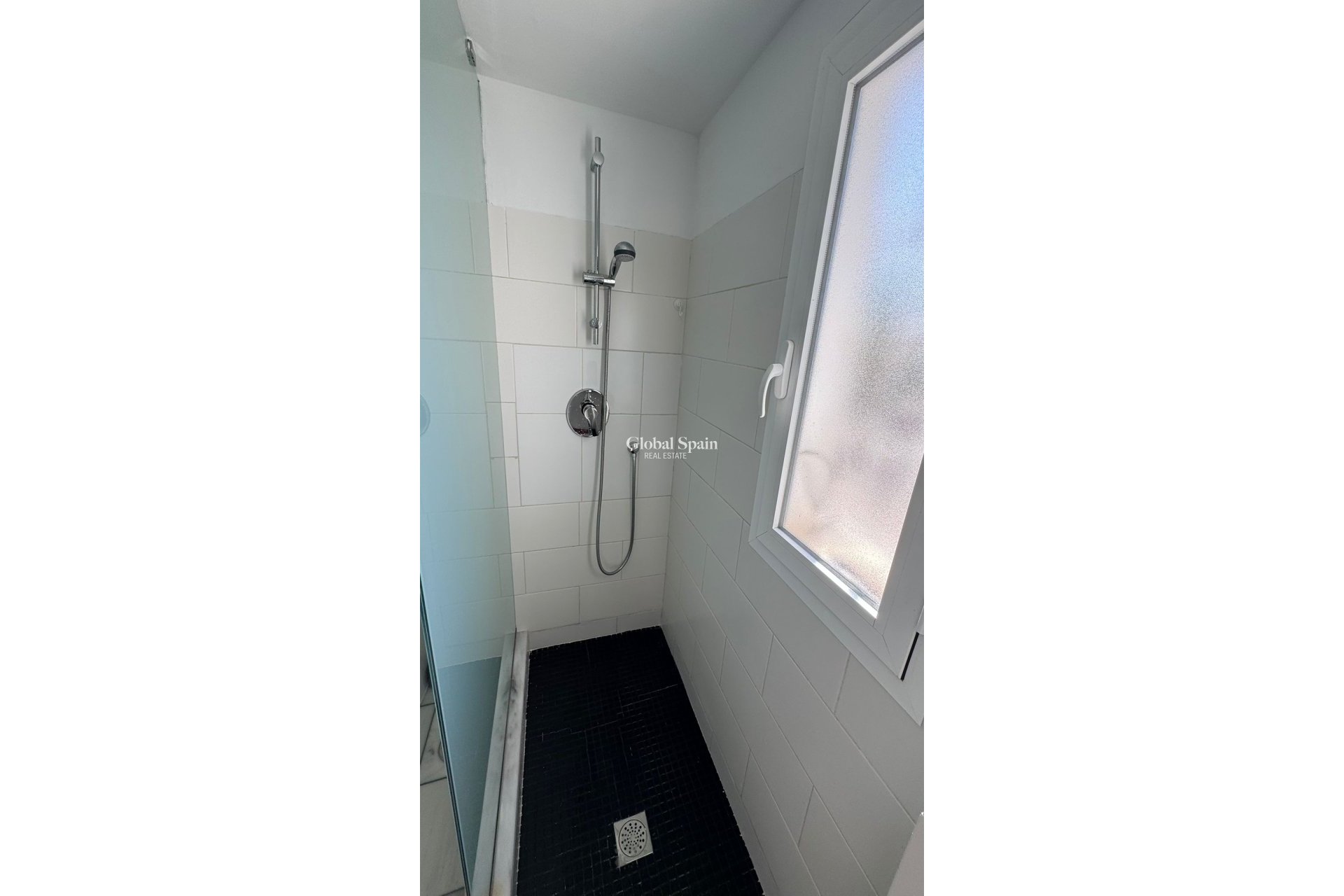 Wederverkoop - Rijtjeshuis -
TORREVIEJA - Costa Blanca Sur