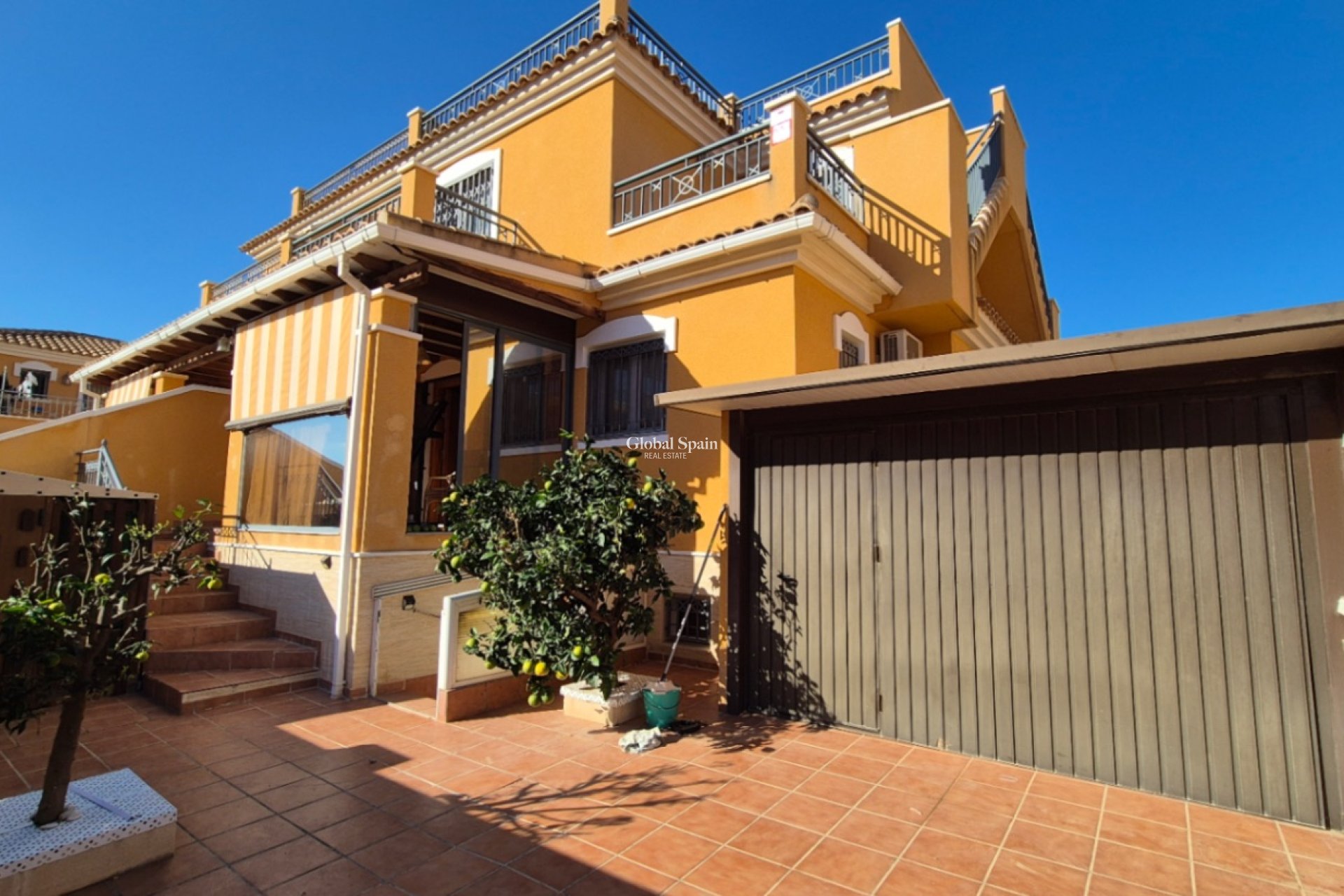Wederverkoop - Rijtjeshuis -
TORREVIEJA - Costa Blanca Sur