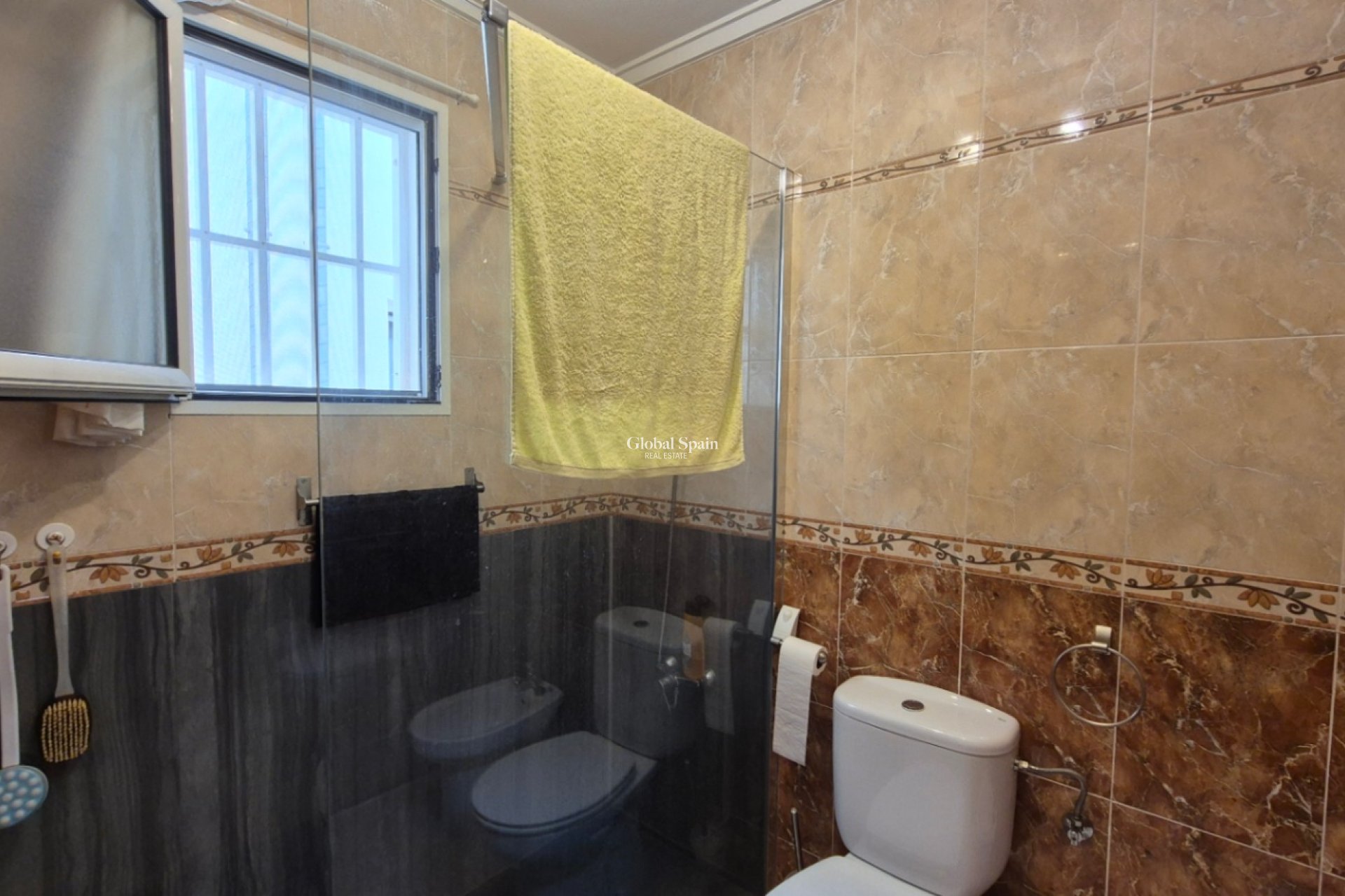 Wederverkoop - Rijtjeshuis -
TORREVIEJA - Costa Blanca Sur