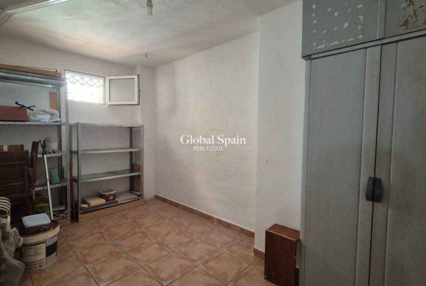 Wederverkoop - Rijtjeshuis -
TORREVIEJA - Costa Blanca Sur