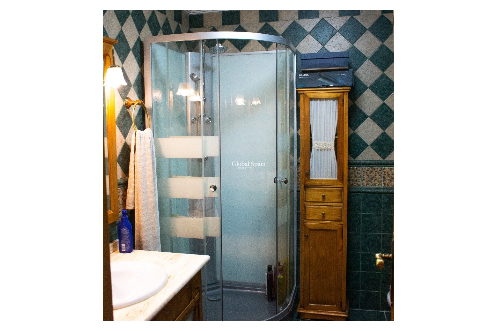 Wederverkoop - VILLA -
ALBACETE - Hellin