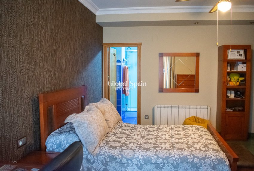 Wederverkoop - VILLA -
ALBACETE - Hellin