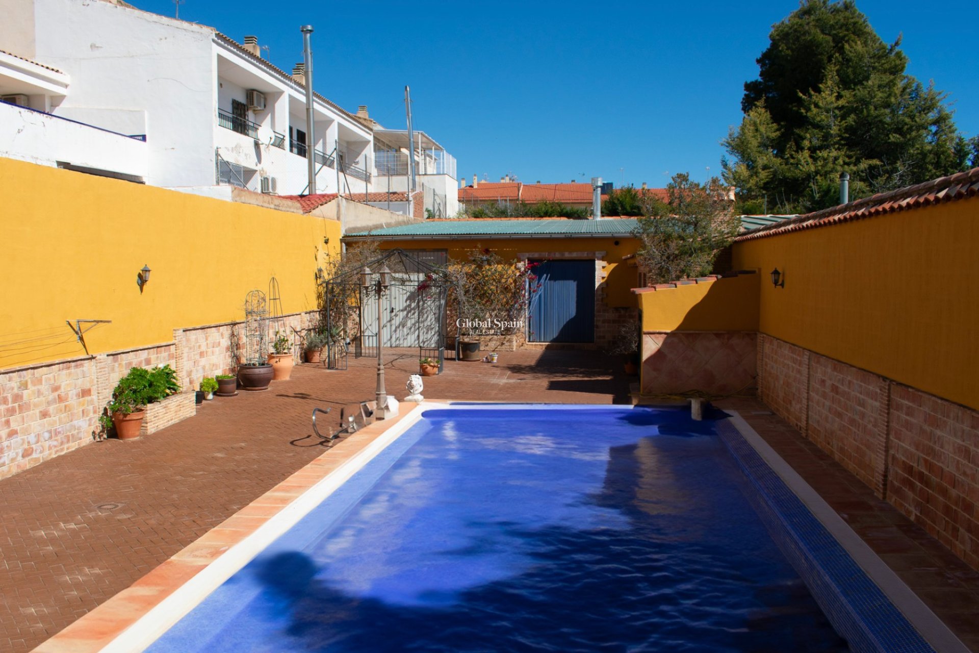 Wederverkoop - VILLA -
ALBACETE - Hellin