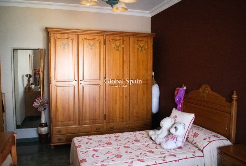 Wederverkoop - VILLA -
ALBACETE - Hellin