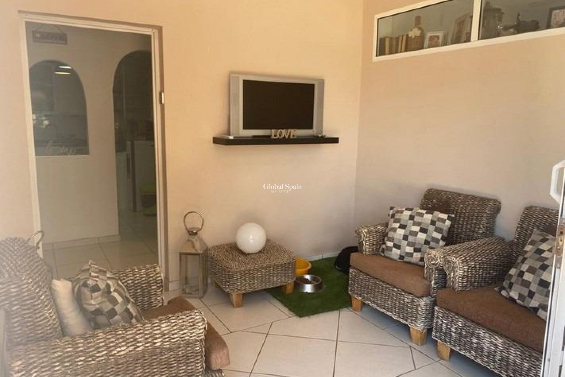 Wederverkoop - VILLA -
ALBATERA - Campo De Albatera