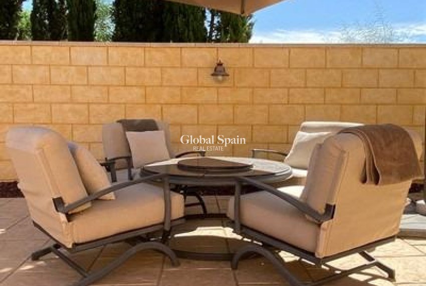 Wederverkoop - VILLA -
ALBATERA - Campo De Albatera