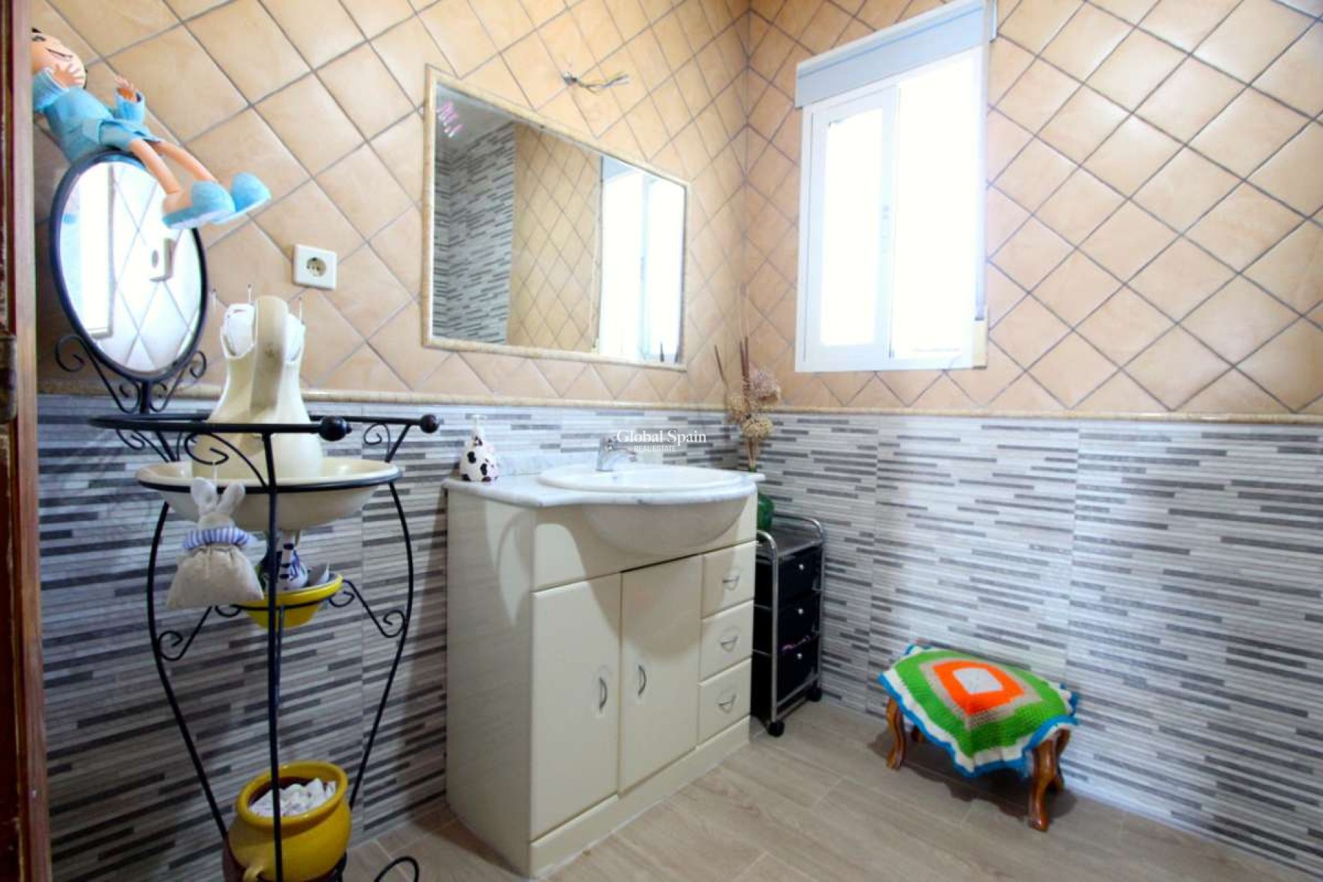 Wederverkoop - VILLA -
ALBUDEITE - Inland