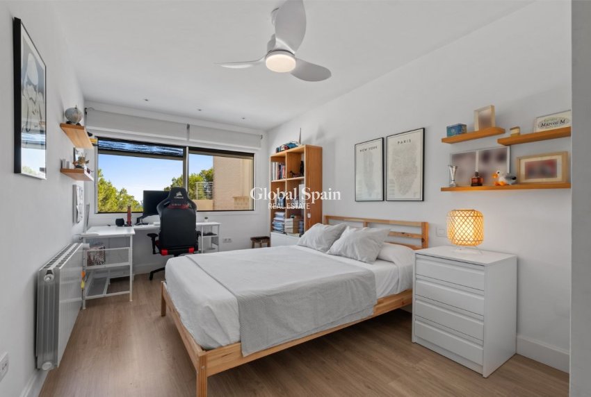 Wederverkoop - VILLA -
ALFAZ DEL PI - Costa Blanca