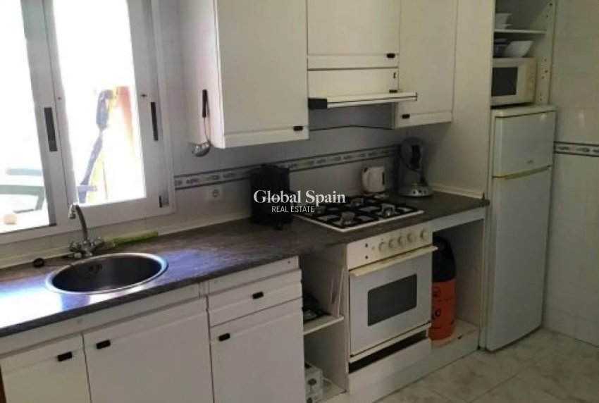 Wederverkoop - VILLA -
ALFAZ DEL PI - Costa Blanca