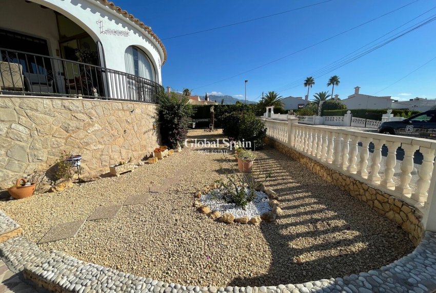 Wederverkoop - VILLA -
ALFAZ DEL PI - Costa Blanca