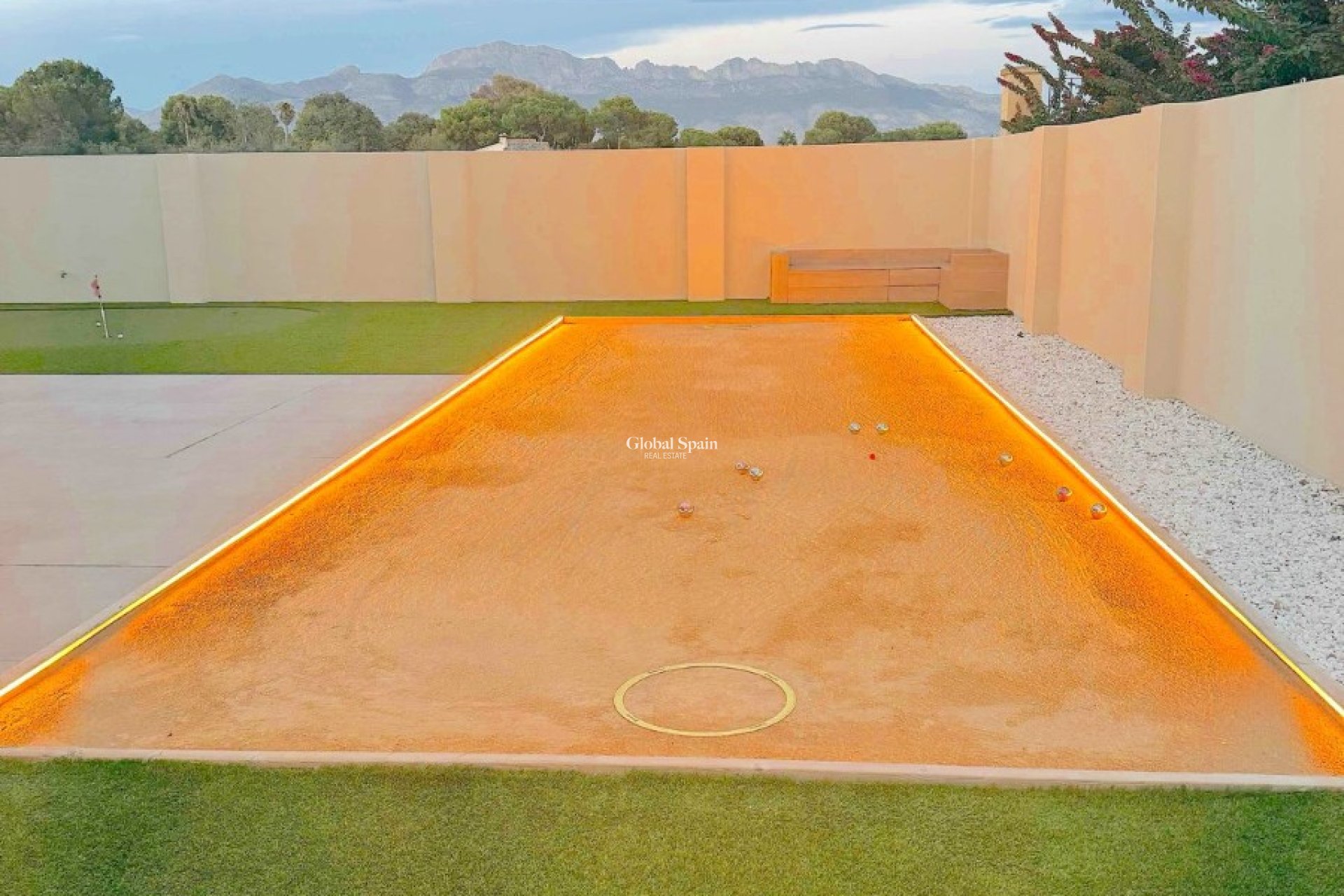 Wederverkoop - VILLA -
ALFAZ DEL PI - Costa Blanca