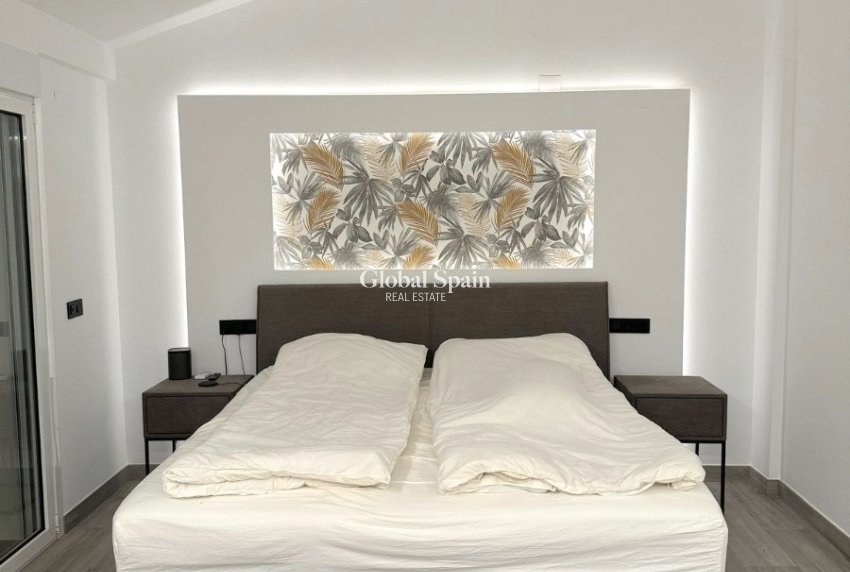 Wederverkoop - VILLA -
ALFAZ DEL PI - Costa Blanca