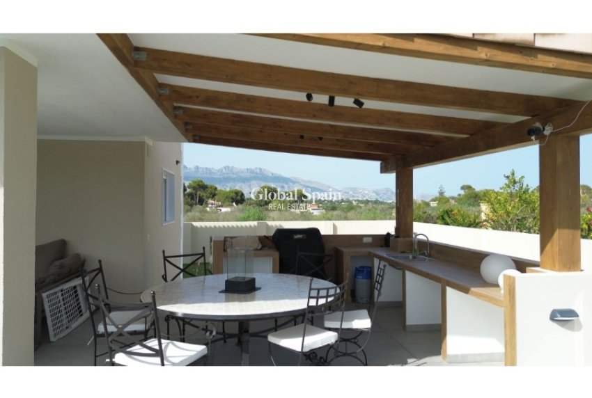 Wederverkoop - VILLA -
ALFAZ DEL PI - Costa Blanca