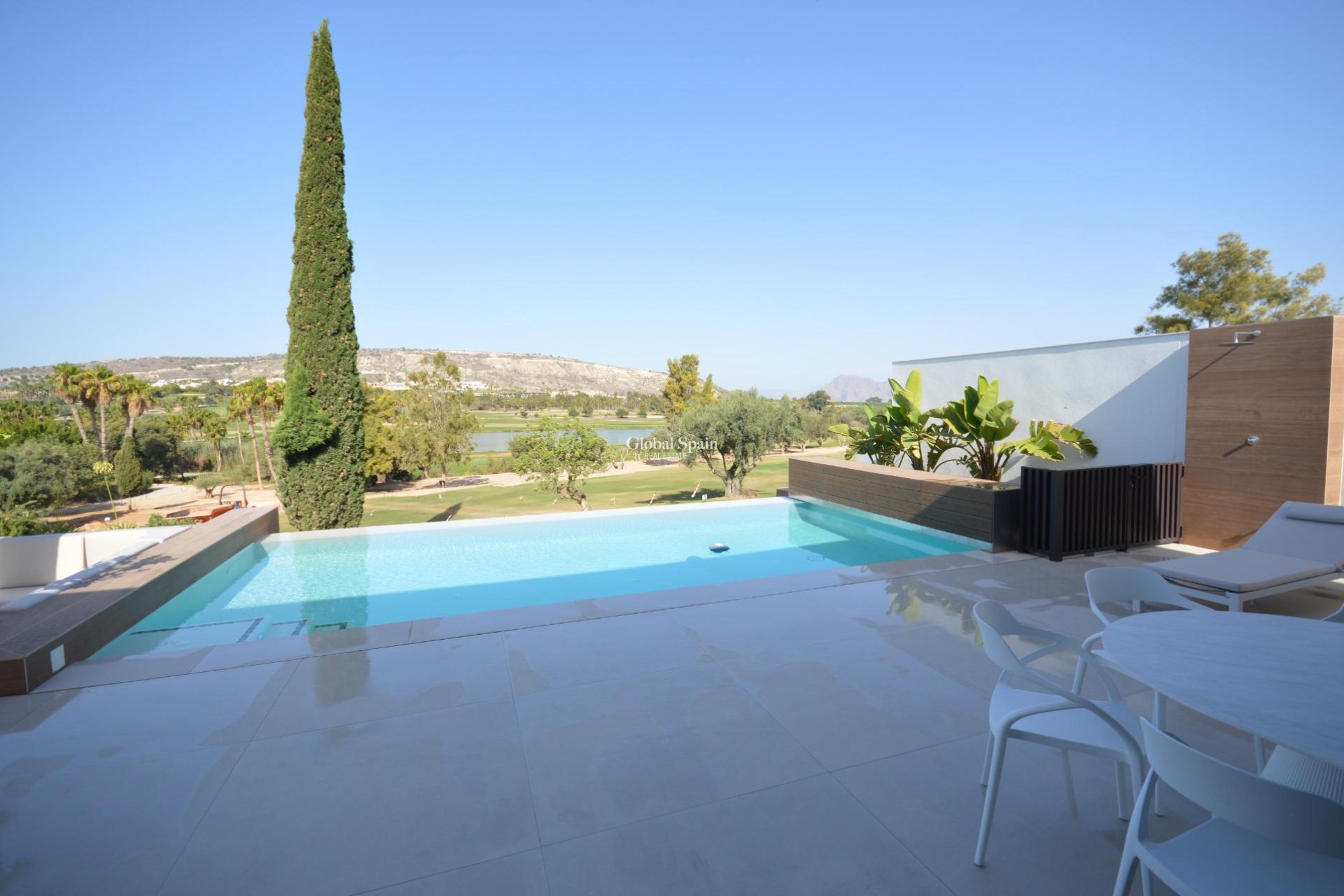 Wederverkoop - VILLA -
ALGORFA - Comunidad valenciana