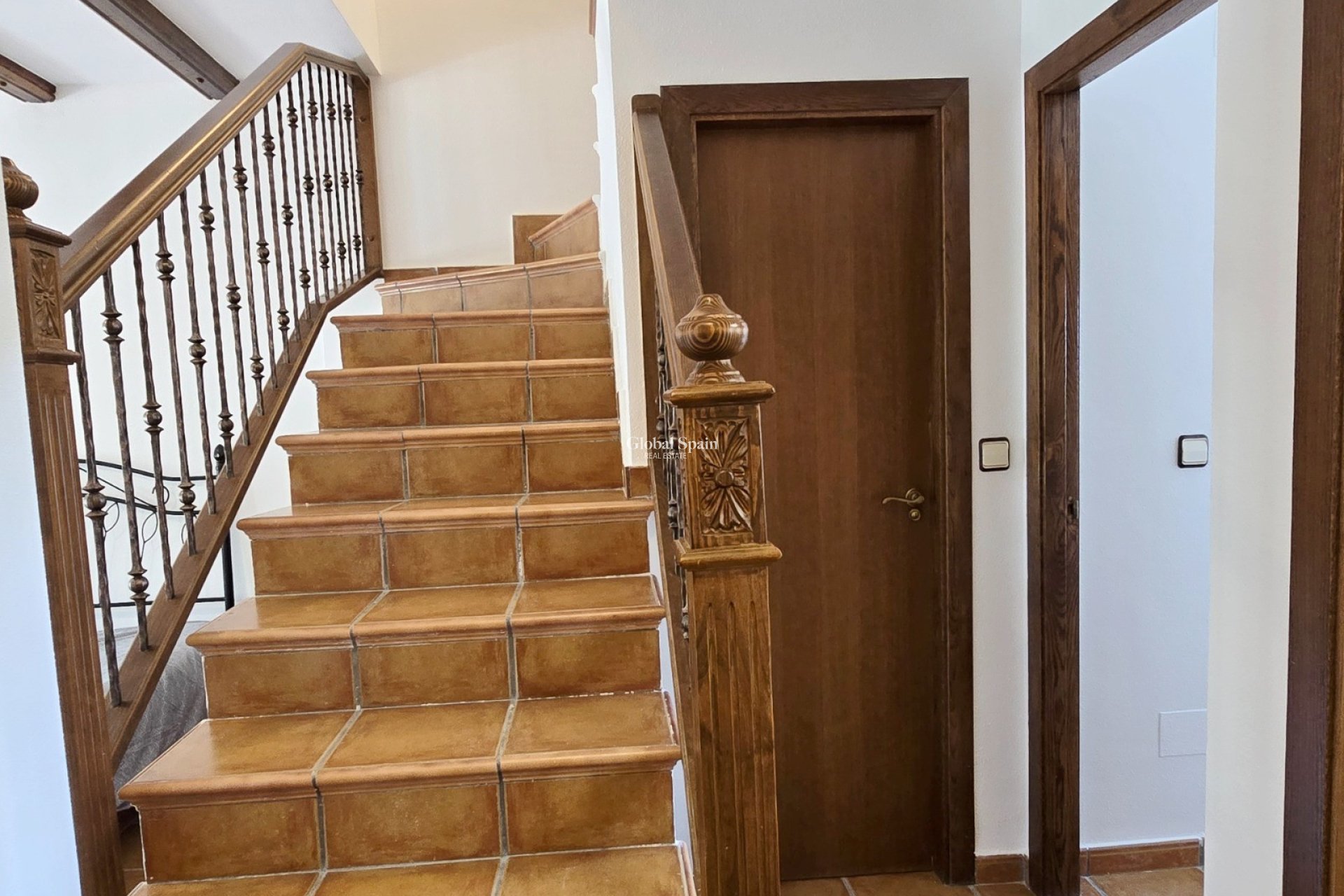 Wederverkoop - VILLA -
ALGORFA - Inland