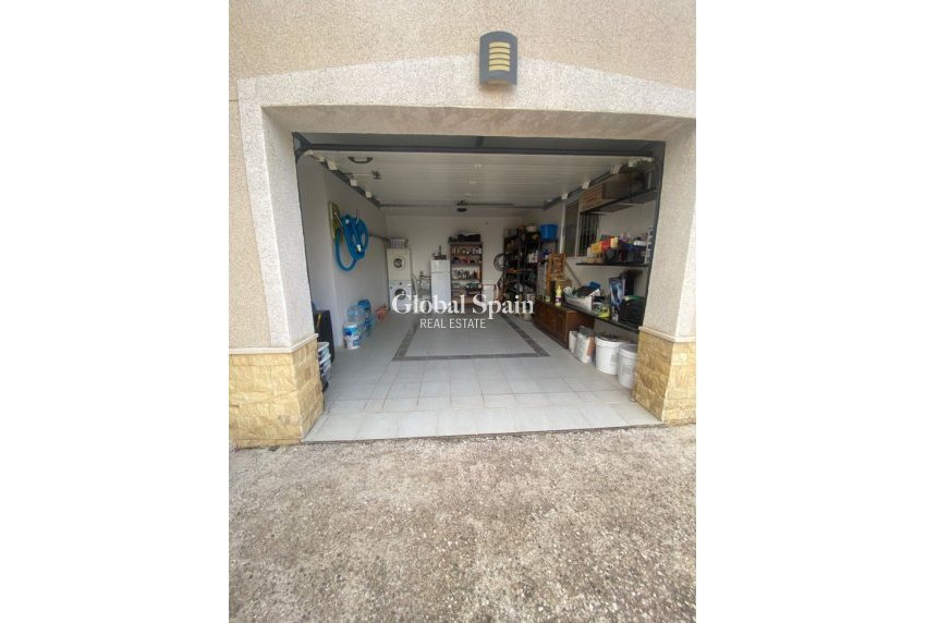 Wederverkoop - VILLA -
ALGORFA - Inland