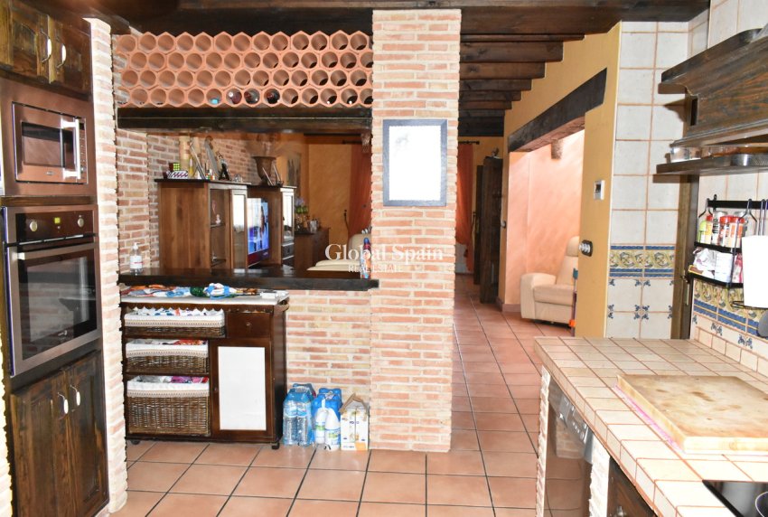 Wederverkoop - VILLA -
ALGORFA - Inland